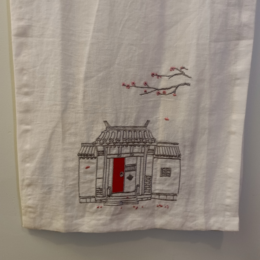 Linen Chinoiserie Table Runner